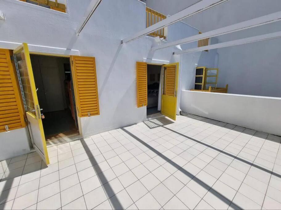 Apartment Spacious Seaview Apartment, 62 Perissa