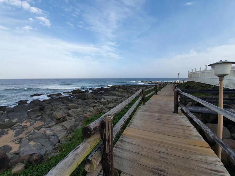 Spacious Seaview Apartment, 62 Perissa * Ballito