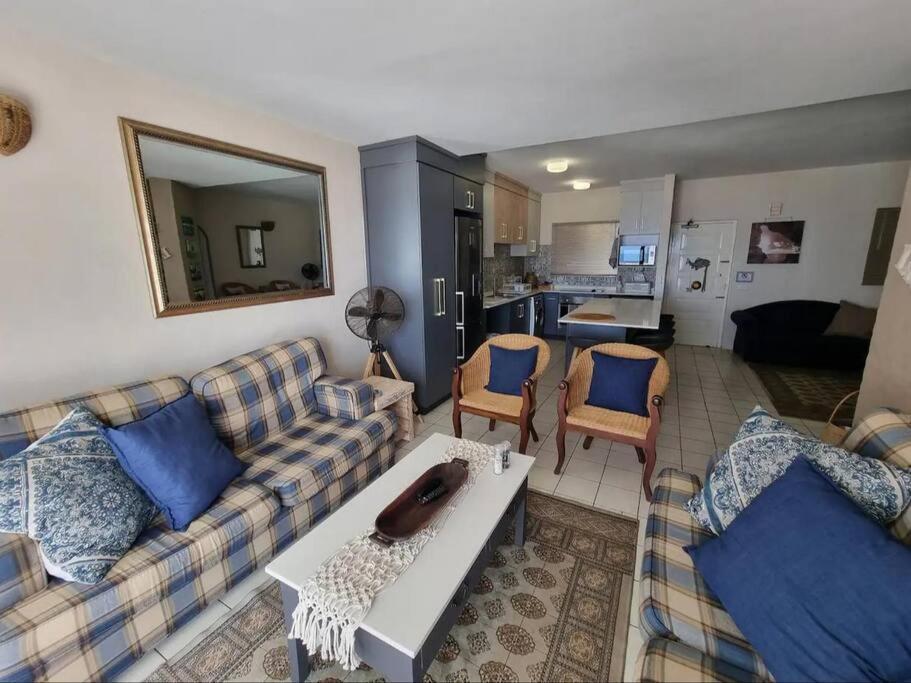 Spacious Seaview Apartment, 62 Perissa Ballito
